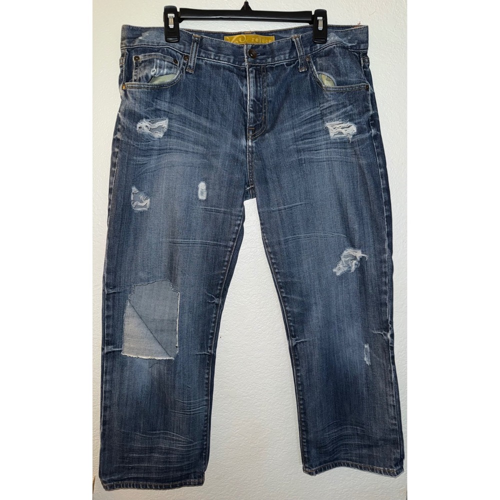Refuge Distressed Cropped Jeans Medium Wash Denim Size 13 Style 28-3623B Womens